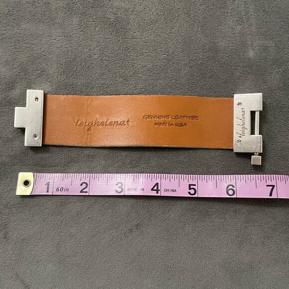 Leighelena Leather Wide Jigsaw Clasp Closure Cuff Paisley Print Bracelet USA - Picture 7 of 8